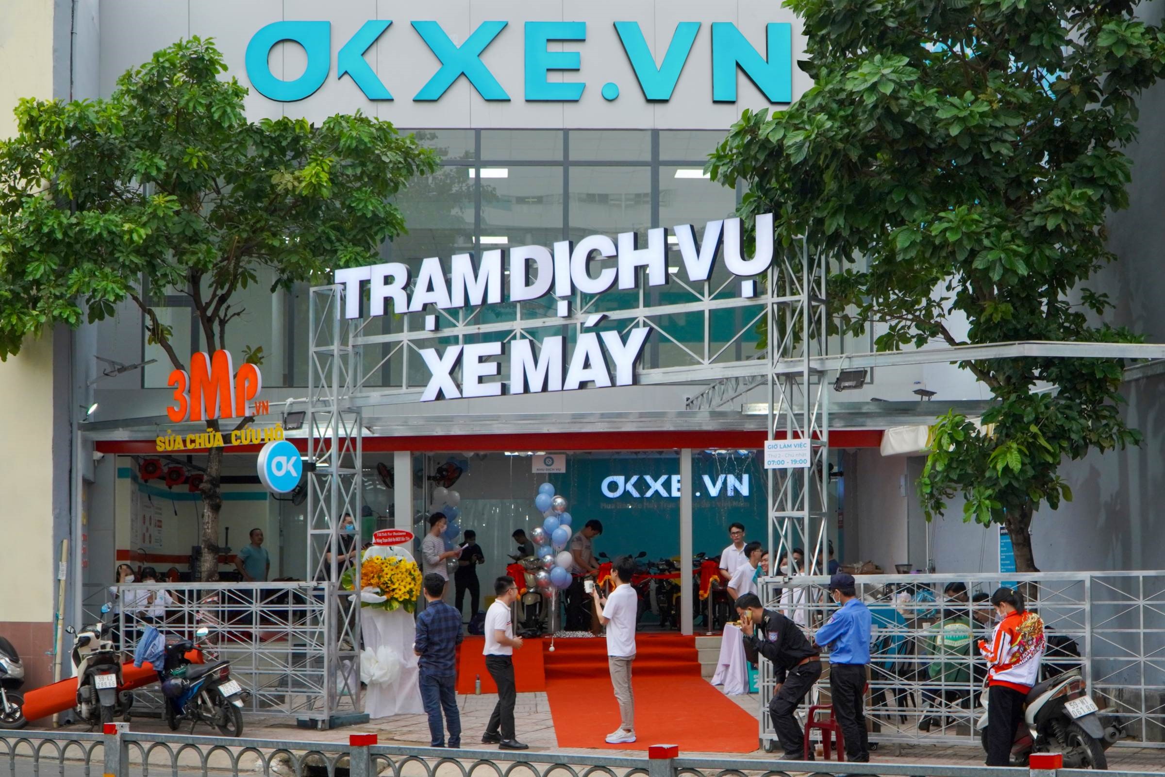 Trạm Dịch vụ Xe máy OKXE đầu tiên tại TP.HCM hoạt động từ tháng 5/2022.