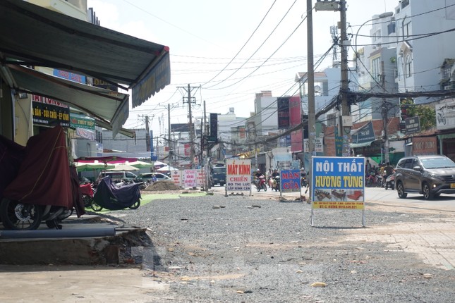 Việc mở rộng tuyến đường giúp người dân di chuyển dễ dàng đi từ Quốc lộ 1 vào các tuyến đường Âu Cơ, Trường Chinh, Cộng Hoà và giảm tải cho các tuyến đường lân cận như Lê Trọng Tấn, Lê Văn Quới, Hương Lộ 2.