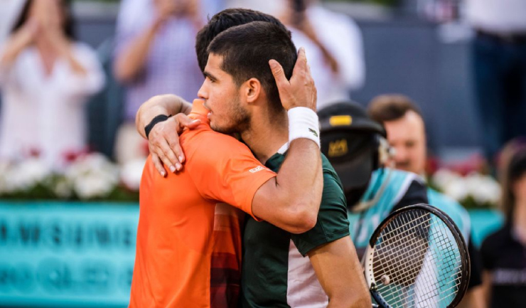 Alcaraz vượt Djokovic, được chọn là ứng viên số 1 tại Roland Garros - 1