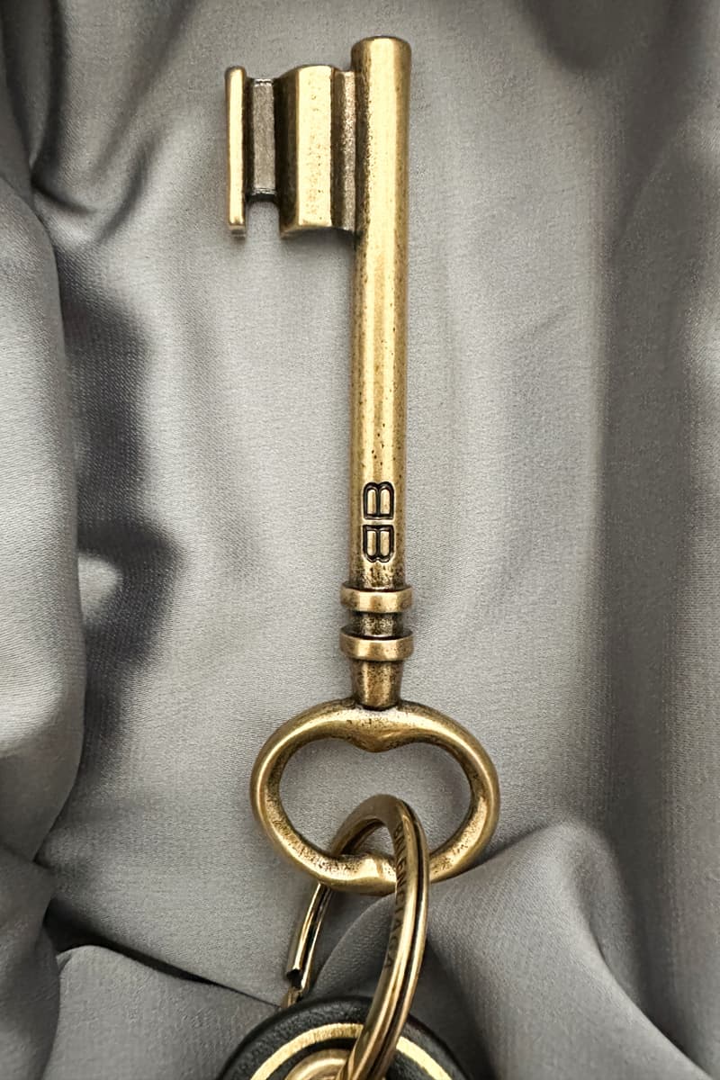 Bí mật chiếc chìa khóa vàng mở cửa show diễn kỹ thuật số của Balenciaga - 4