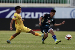 Video bóng đá HAGL - Thanh Hóa: Rượt đuổi 4 bàn, hú hồn phút cuối (V-League)