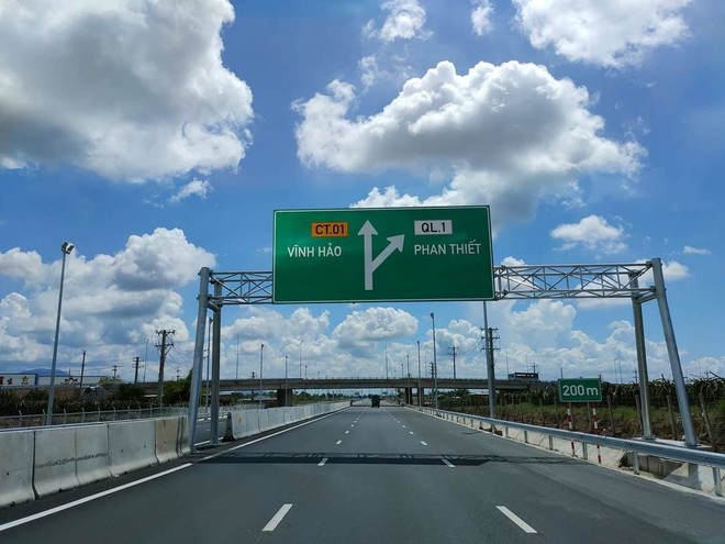 Cao tốc Vĩnh Hảo- Phan Thiết vừa thông xe vào 19/5 vừa qua được đầu tư bằng nguồn vốn ngân sách