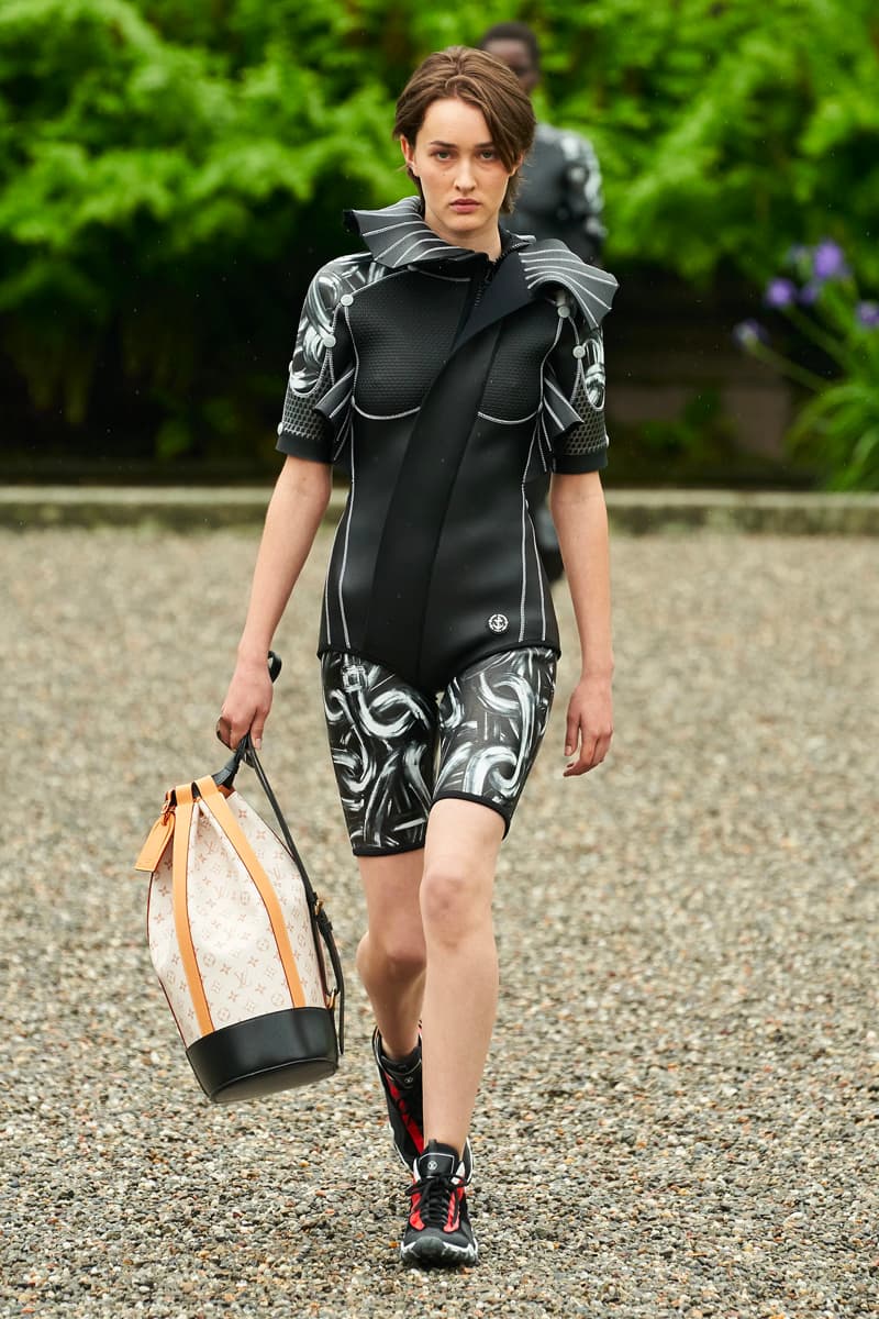 Louis Vuitton Resort 2024 là một bước đi thanh tao trong thời trang cao cấp Mermaidcore - 17