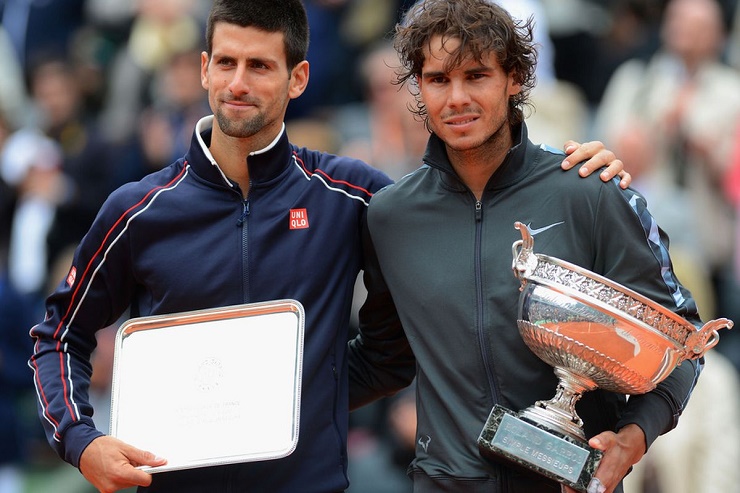 Nadal đánh bại Djokovic trong trận chung kết Roland Garros năm 2012