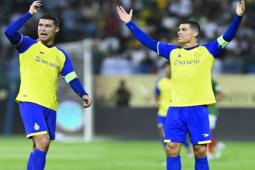 Ronaldo bất lực nhìn Al Nassr hụt ngôi vương, trắng tay 2 năm liên tiếp