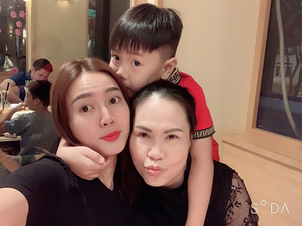 Mẹ ruột Ninh Dương Lan Ngọc: Xinh đẹp, giỏi giang, tuổi U60 được con gái hiếu thảo tặng nhà cao cửa rộng - 8