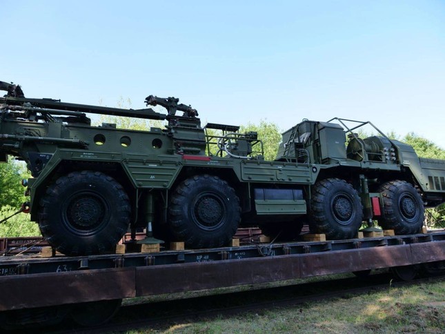 Hệ thống phòng không S-400 của Nga xuất hiện trên lãnh thổ Belarus - 2