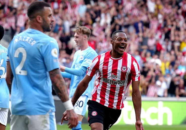 Brentford đánh bại Man City trong cả 2 trận ở Ngoại hạng Anh mùa này