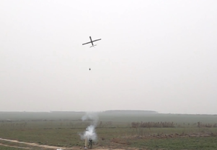 Trung Quốc hiện cũng rất quan tâm tới việc phát triển các mẫu UAV tự sát phóng từ ống phóng.