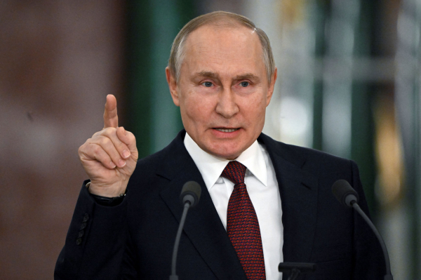 Tổng thống Putin chính thức ký luật hủy bỏ CFE ngày 29/5. Ảnh: Reuters.
