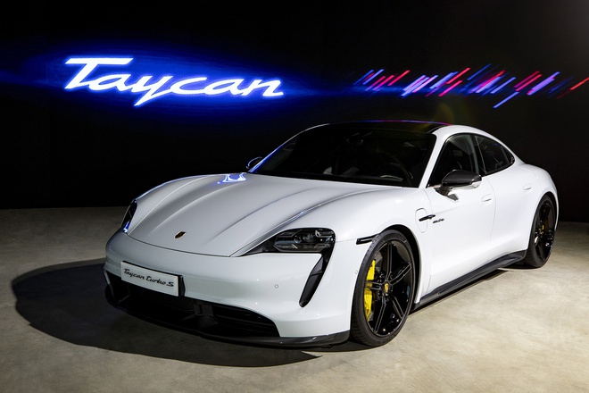 Xe điện Porsche Taycan bị triệu hồi vì lỗi hệ thống phanh - 1