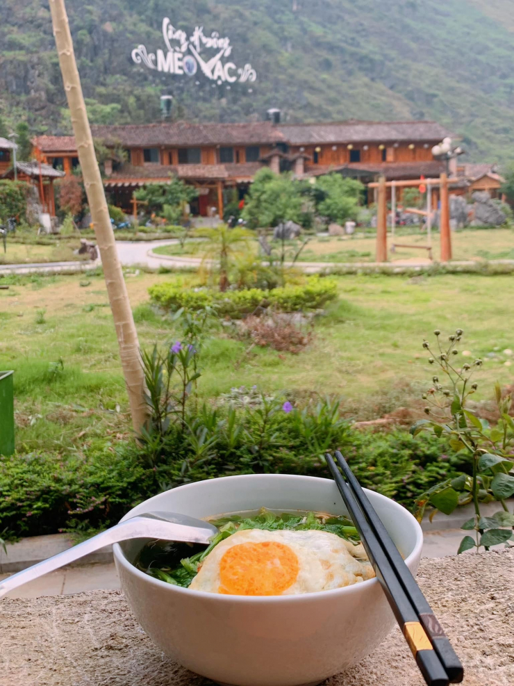 Hai cô nàng 9X khám phá ‘mùa xanh’ ở Hà Giang - 5