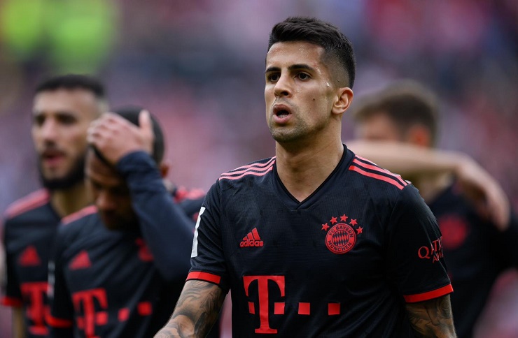 Cancelo từng suýt gia nhập Barca