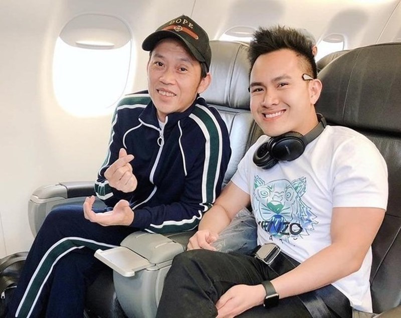 Võ Lê Thành Vinh là con ruột của Hoài Linh, hiện sống ở Mỹ. Anh có thành tích học tập tốt. Năm 2017, Thành Vinh là người Việt duy nhất có tên trong 14 người được ứng tuyển vào vị trí kỹ sư của hãng hàng không Mỹ - American Airline.