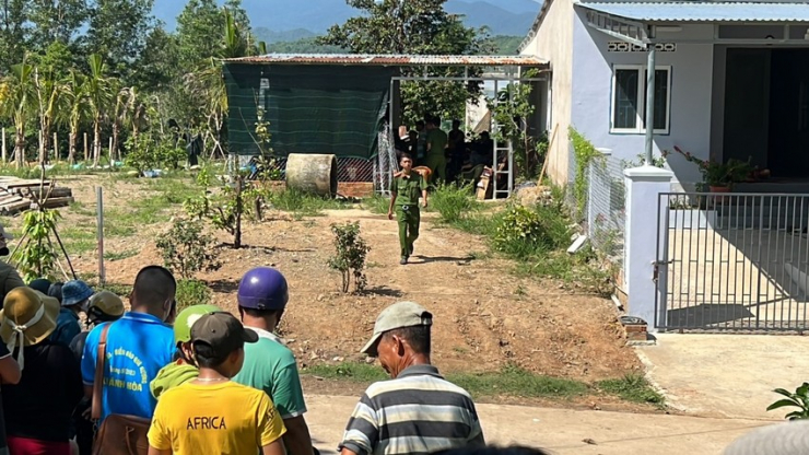 Hiện trường vụ người chồng đâm chết vợ và 2 người phụ nữ - 2