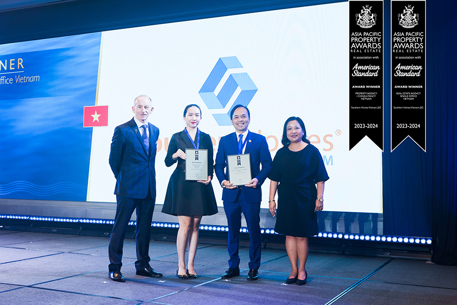 Ban lãnh đạo Southern Homes Việt Nam nhận cú đúp giải thưởng tại Asia Pacific Property Awards
