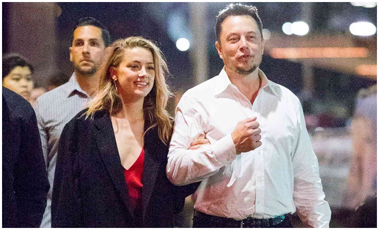 Elon Musk sau khi kết thúc cuộc hôn nhân thứ hai thì rơi vào ái tình với mỹ nhân Amber Heard.