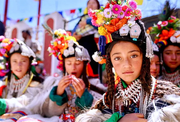 Khám phá vẻ đẹp và văn hóa Ladakh tại Ấn Độ: Ấn Độ là nơi có nhiều địa điểm bị đánh giá thấp nhưng siêu đẹp, và Ladakh là một trong số đó. Với chuyến du lịch khám phá Ladakh,&nbsp;bạn sẽ được trải nghiệm một số cảnh quan và thiên nhiên tuyệt vời nhất.
