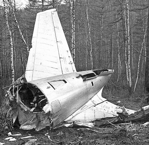 Mảnh vỡ của chiếc Tu-104A gặp nạn vào ngày 18-5-1973