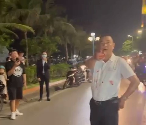 Trưởng Công an phường Bãi Cháy Nguyễn Thành Nam rượu say chửi đánh dân.