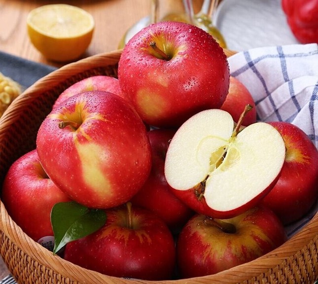 Ăn một quả táo mỗi ngày thực sự giúp chúng ta tránh xa bác sĩ, ít nhất là về vấn đề huyết áp.
