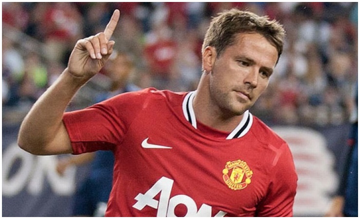 Cựu danh thủ Liverpool Michael Owen từng được coi là &#34;thần đồng bóng đá&#34;.
