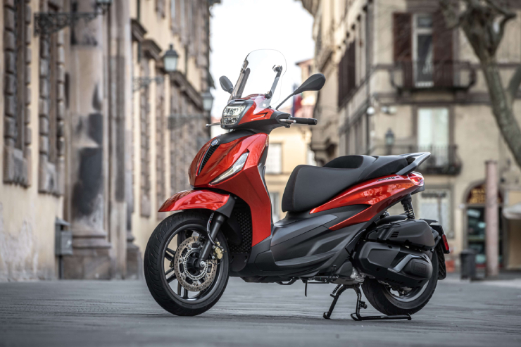 Xe ga cỡ lớn nên chọn Honda SH 350i hay Piaggio Beverly? - 3