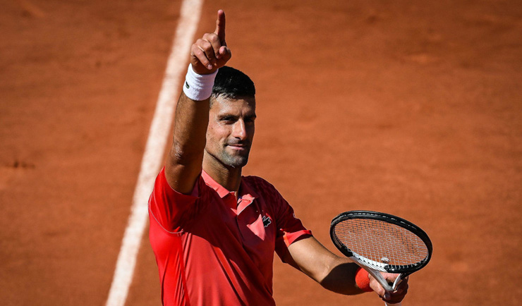 Djokovic vượt qua Alcaraz ở bán kết