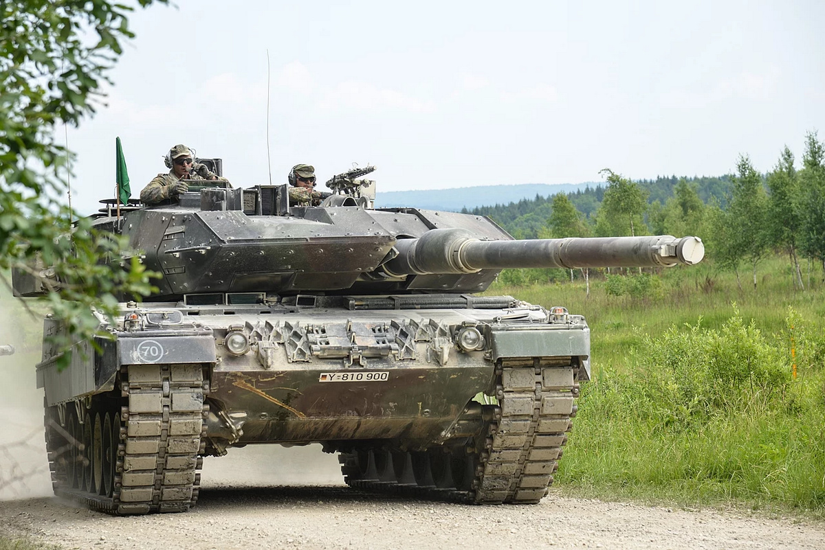 Leopard 2A6 là mẫu xe tăng uy lực nhất được phương Tây&nbsp;cung cấp cho Ukraine tính đén nay.