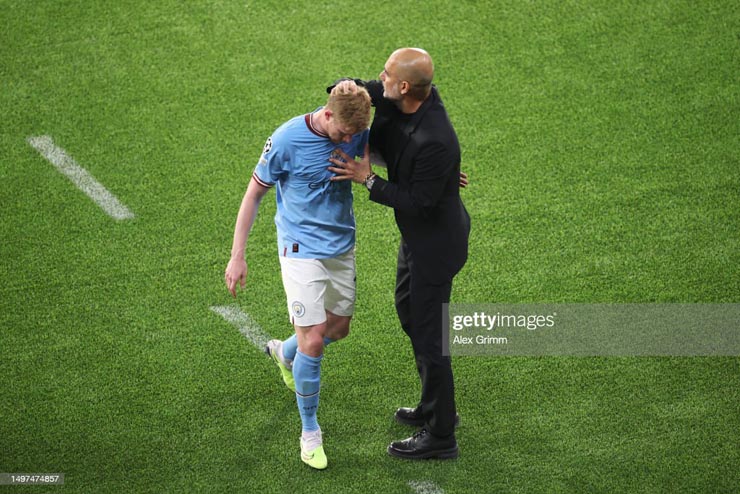 Điên rồ chung kết Cúp C1: De Bruyne bị vận đen bủa vây, 36 phút rời sân - 3