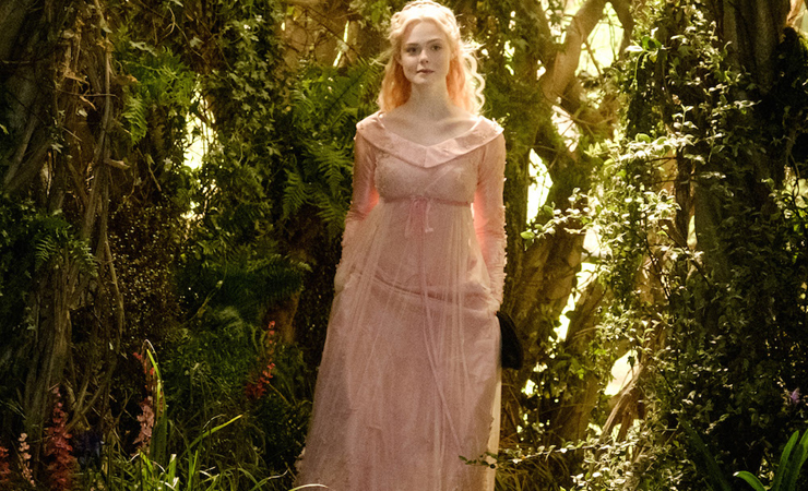 Elle Fanning được mệnh danh là &#34;công chúa Disney đẹp nhất&#34; từng xuất hiện trên màn ảnh rộng.
