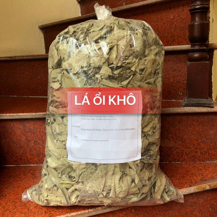 Theo đó, lá ổi khô được rao bán với giá từ 65.000 - 90.000 đồng/kg. Ảnh: Lazada