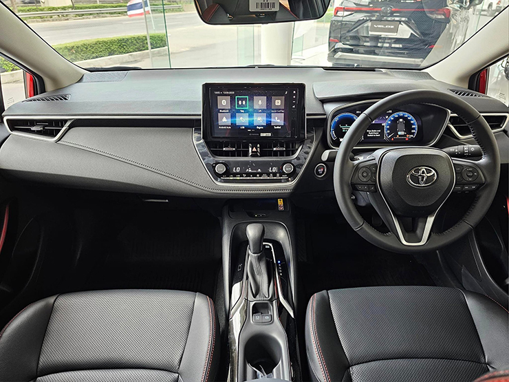 Cận cảnh Toyota Corolla Altis 2023 vừa ra mắt, giá từ 604 triệu đồng - 10