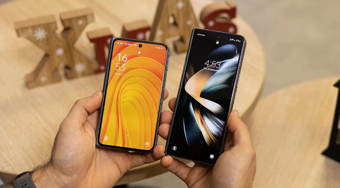 Oppo Find N2 và&nbsp;Galaxy Z Fold 5.