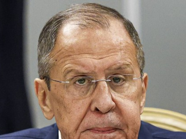 Ngoại trưởng Lavrov: Nga sẽ đáp trả nếu F-16 xuất hiện trên bầu trời Ukraine