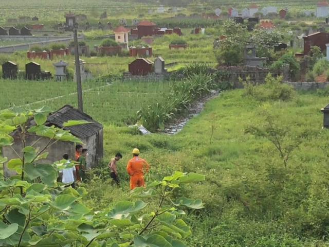 Đối tượng cắt trộm cáp, bị tia điện phóng gây bỏng nặng