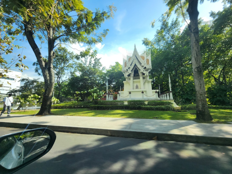 Đại học Bangkok là một trong những trường đại học hàng đầu ở Thái Lan, với chất lượng giáo dục đẳng cấp quốc tế và các chương trình học thuật đa dạng.
