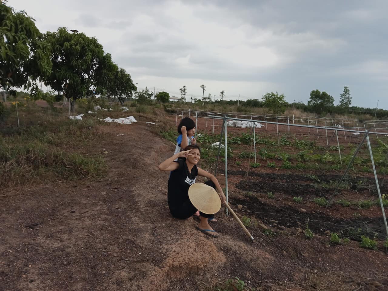 Nàng hậu 6 con được tặng nhà 100 tỷ: Mỗi lần sinh con phải bán 1 căn nhà - 4