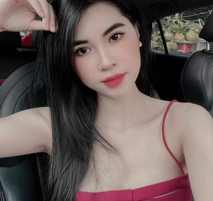 &#39;Hot girl giơ biển tuyển chồng&#34; ở Mỹ Đình giờ ra sao? - 9