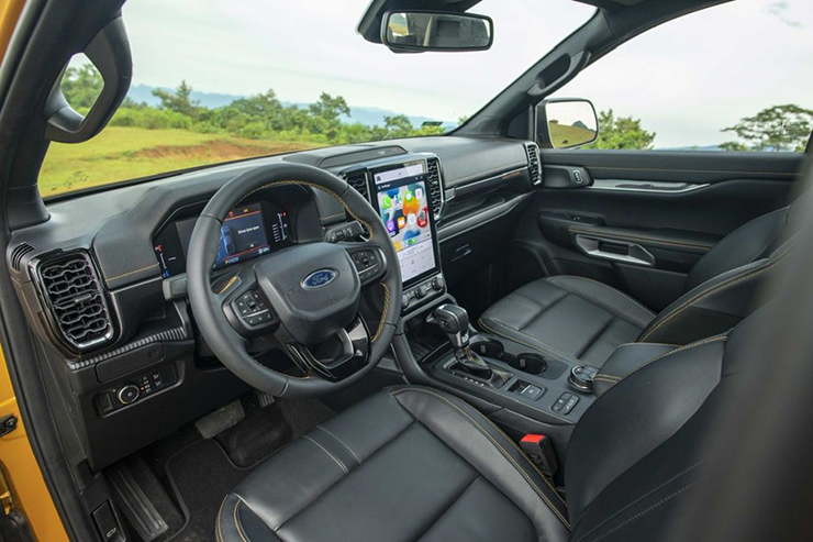Ford Ranger giảm giá 35 triệu đồng để thu hút khách hàng trong nước - 4