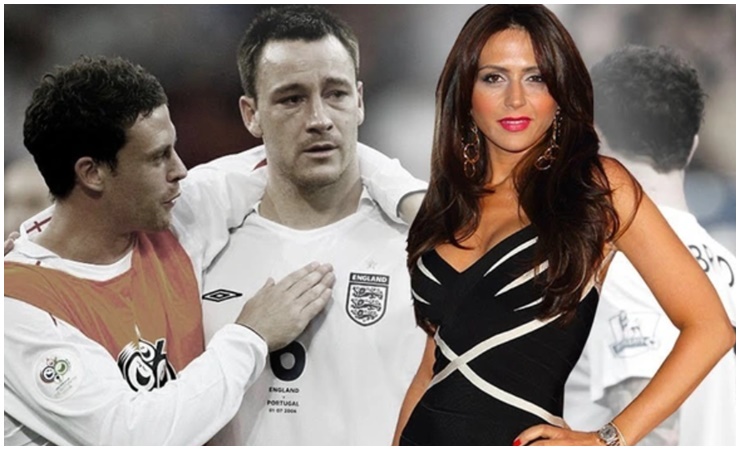 John Terry gây chấn động giải Ngoại hạng Anh khi tòm tem với vợ Wayne Bridge, cầu thủ là bạn thân Terry.
