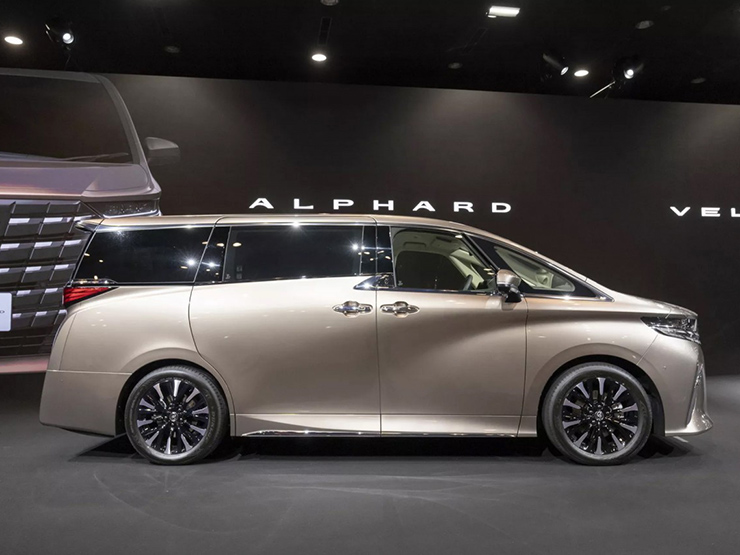 Toyota trình làng MPV Alphard thế hệ mới, giá từ 779 triệu đồng - 3