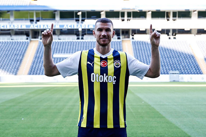 Edin Dzeko khoác áo Fenerbahce