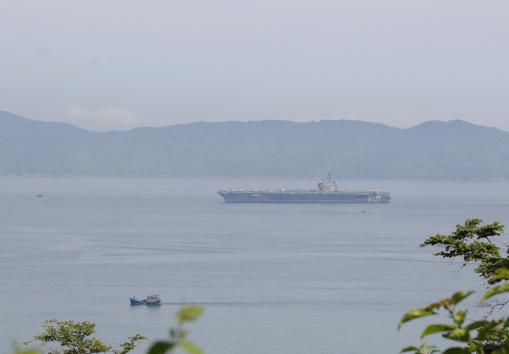 Ngắm tàu sân bay Mỹ USS Ronald Reagan trên vịnh Đà Nẵng - 5