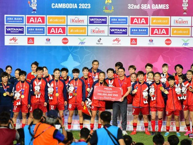 Vô địch SEA Games, tuyển nữ Việt Nam chia thưởng ra sao?