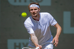 Video tennis Rublev - Bublik: Kịch tính 3 set, đăng quang lịch sử (Chung kết Halle Open)