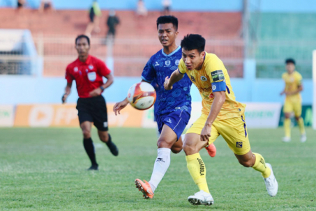Video bóng đá Khánh Hòa - Hà Nội: Rượt đuổi hấp dẫn, áp sát nhì bảng (V-League)