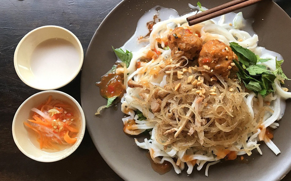 Bánh tằm bì – đặc sản miền Tây dân dã, quen thuộc (Ảnh: Sưu tầm)