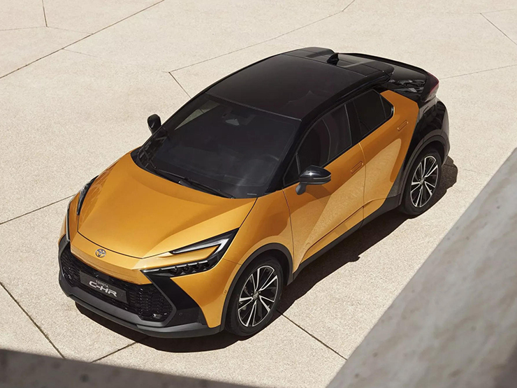 Toyota C-HR thế hệ mới lộ diện - 1