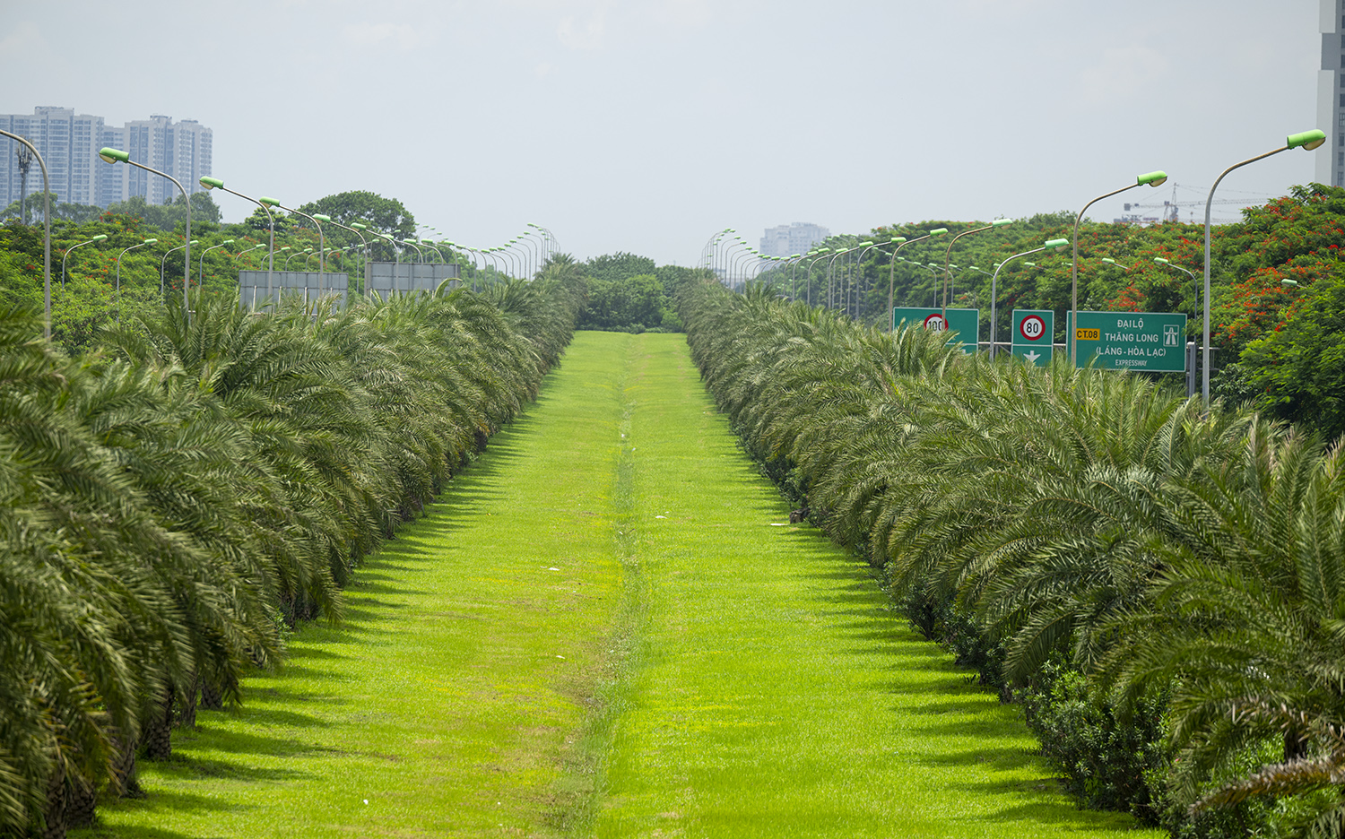 Đại lộ hiện đại nhất Việt Nam đẹp ngỡ ngàng nhìn từ trên cao - 10